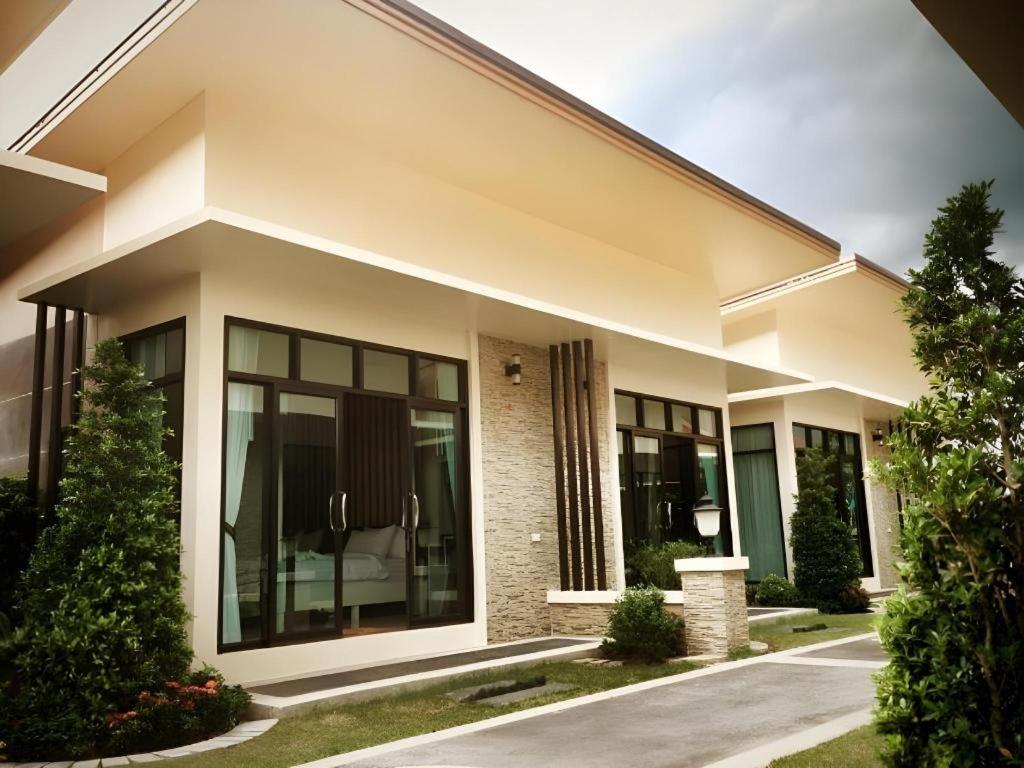 Med Room Korat Nakhonratchasima Exteriér fotografie